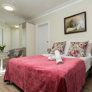 Bed & Breakfast Zamorski By The Sea
