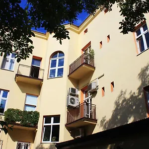 https://cdr.krakowhotelspoland.com