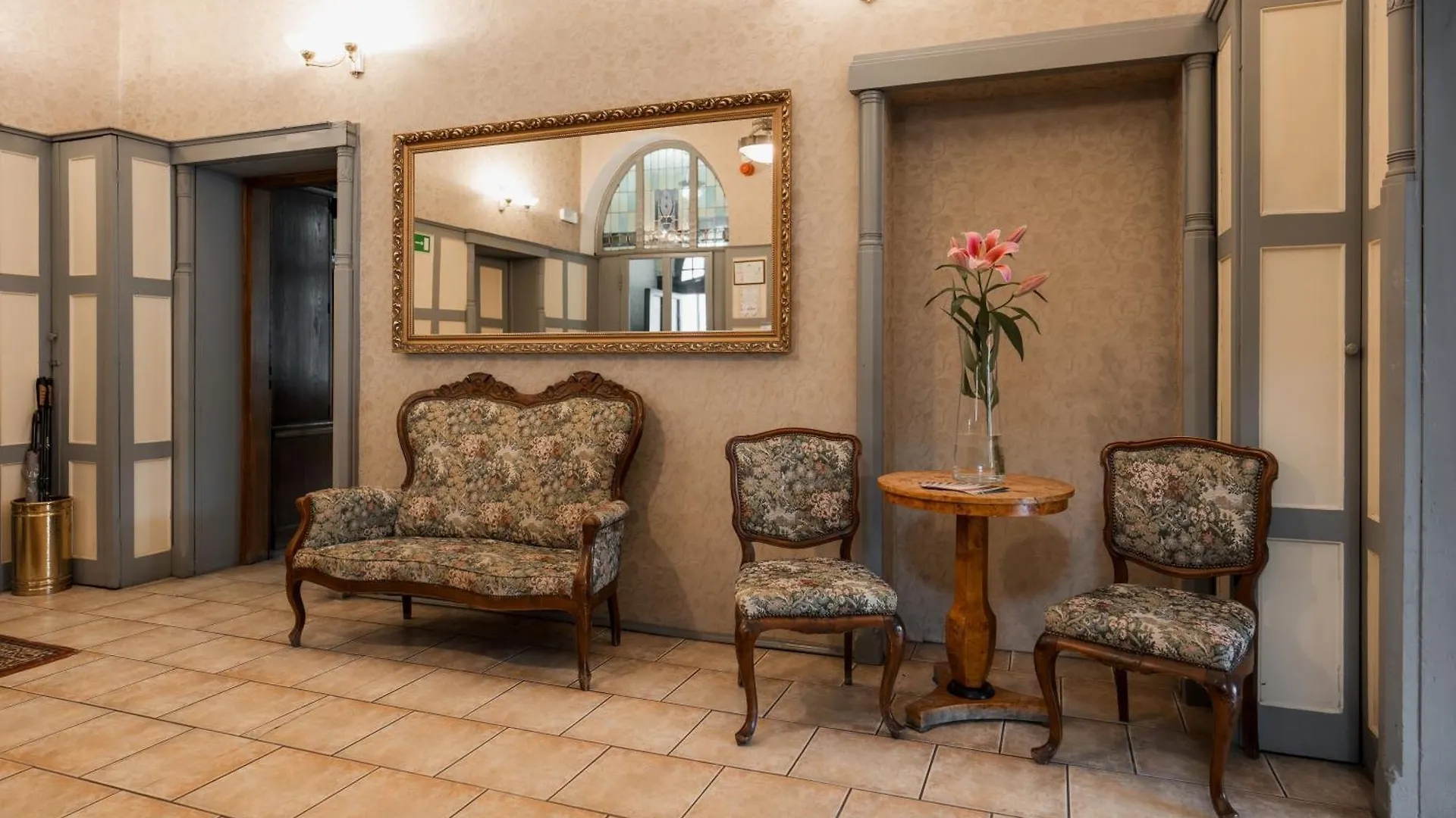 Villa Irena Hotel
